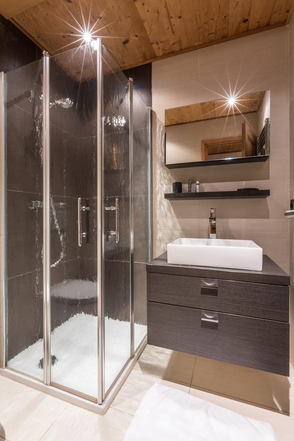 Apartment Au Bon Coin - Luxury Chamonix Hidden Haven, Mont Blanc View, Hot Tub And Garden 外观 照片